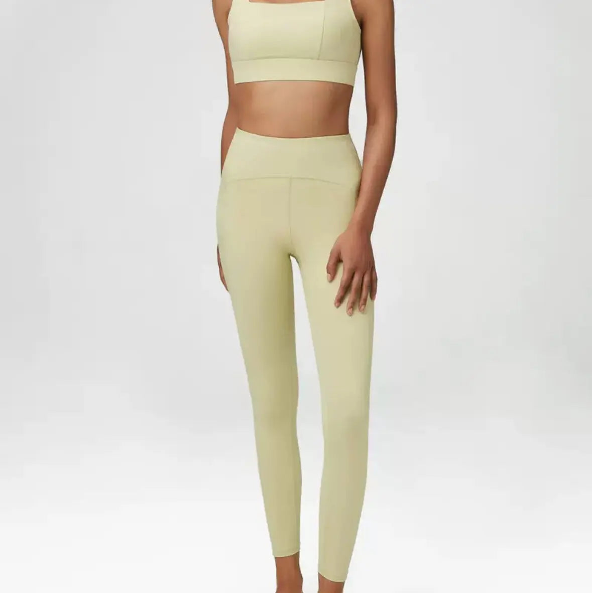 Legging KIVARA Shape taille haute — sculptant doux, effet seconde peau Kivara Wear
